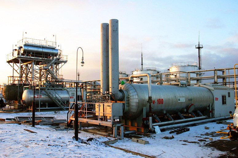 Установки обезвоживания и обессоливания нефти - фланцы нефтяного оборудования.